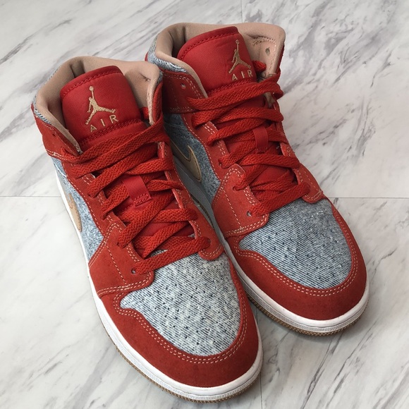 Air Jordan 1 Mid “Denim”, Men’s/Youth Size 5, Women’s 6.5 - Picture 6 of 15